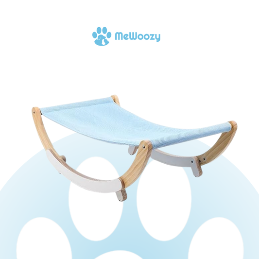 Houten Kattenhangmat Met Stoffen Ligplek – Voor Zachte Rustmomenten