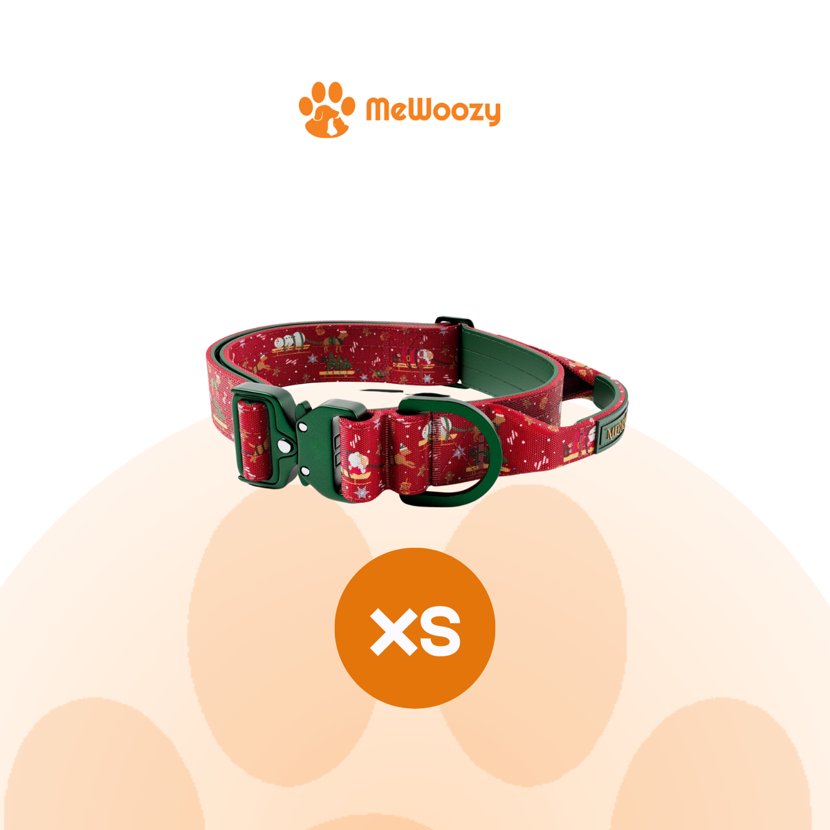 De halsband met kerstprint en groene gesp in maat XS