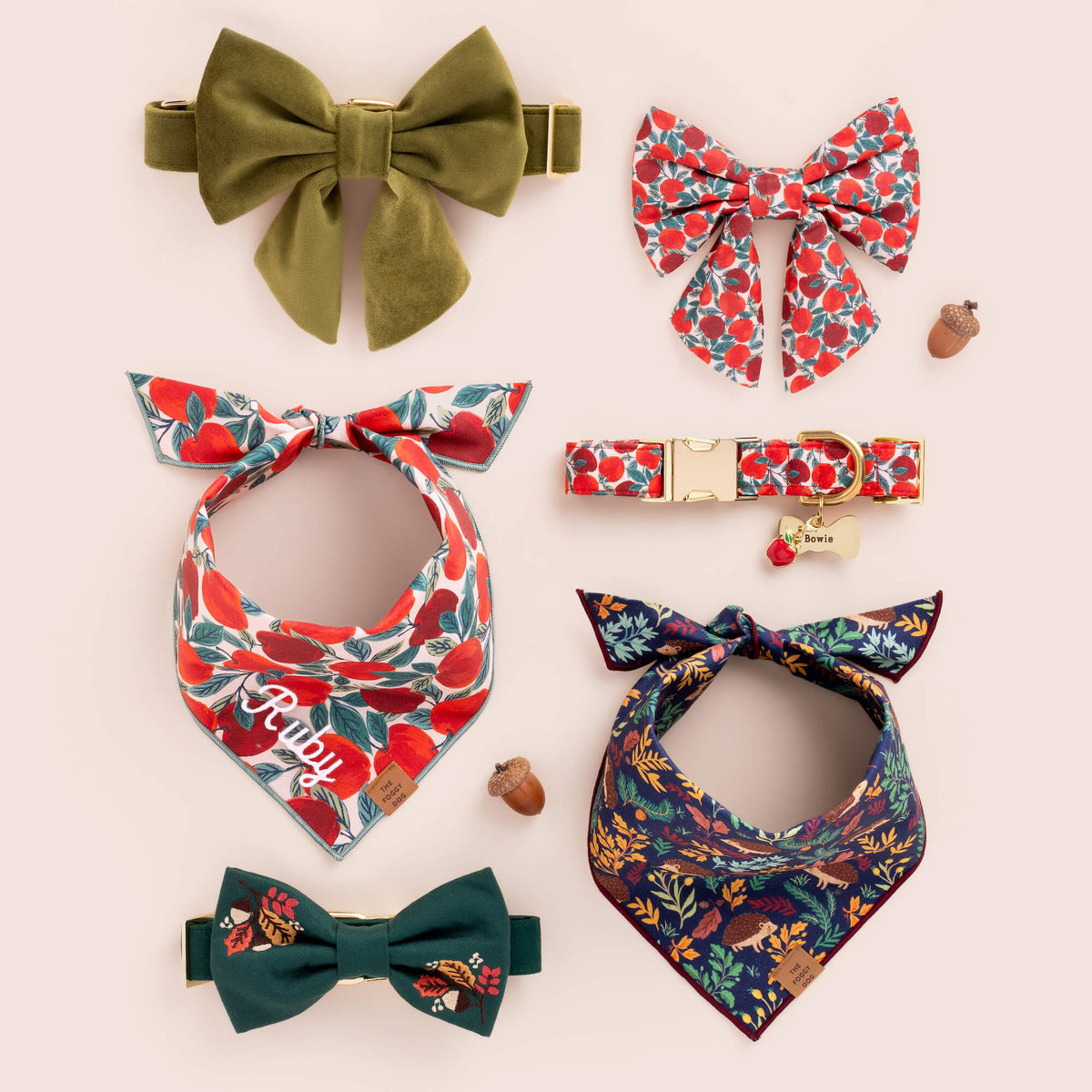 Fall Foliage Geborduurde Strikhalsband Voor Honden
