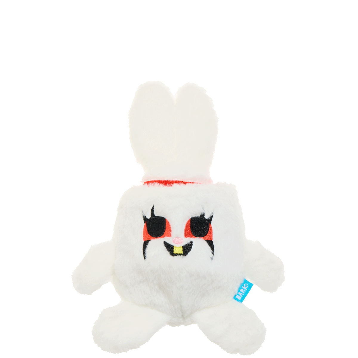 Het witte knuffelkonijn met lange oren vooraan gezien op witte achtergrond