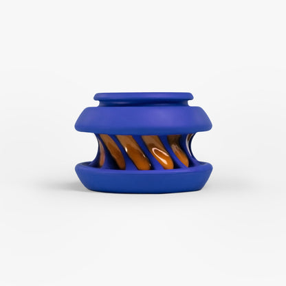 Blauw snuffelspeelgoed van natuurrubber voor honden, gevuld met oranje smeerbare snack